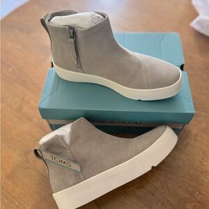 TOMS Dune Suede Verona Mid Boots